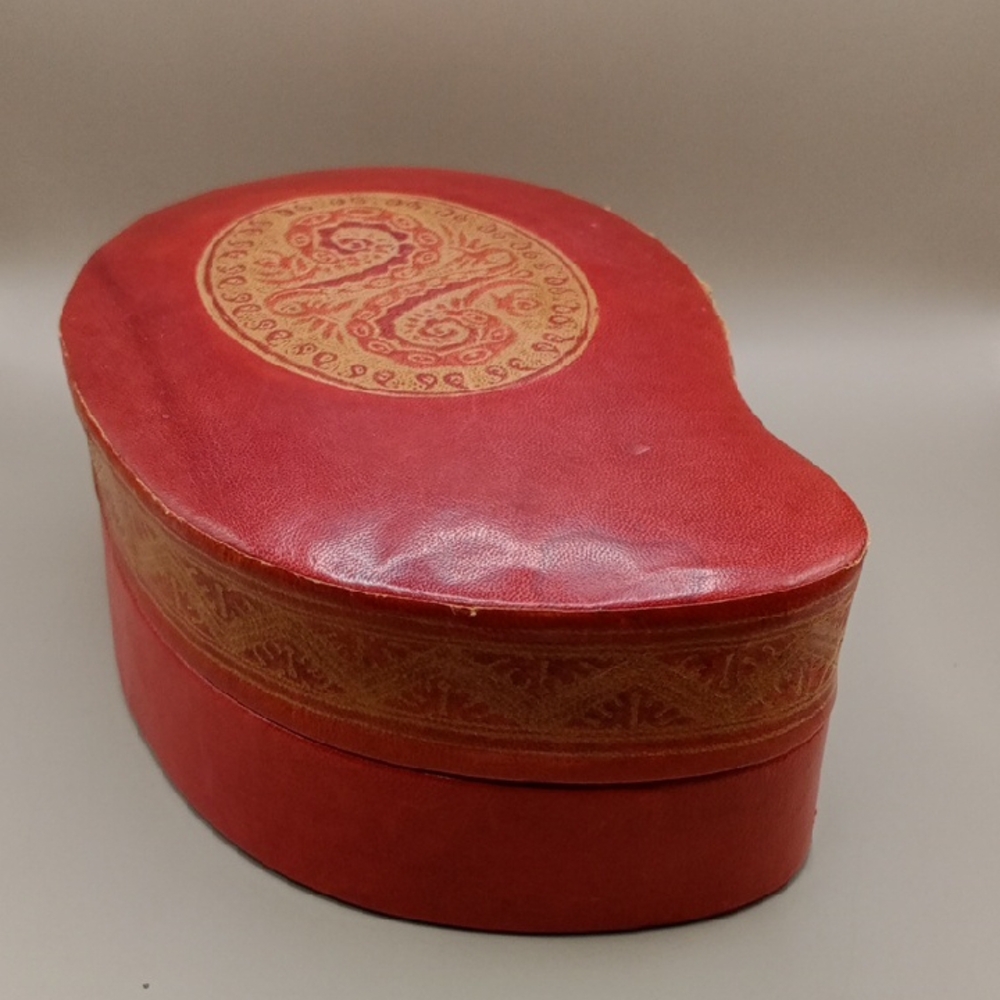 Elegant Red Decorative Box